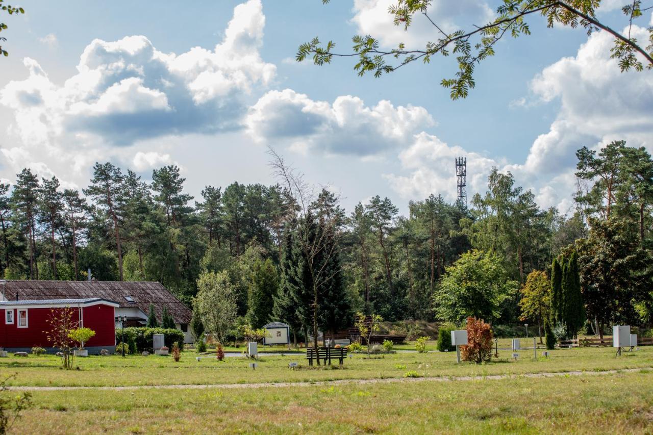 Naturcamping Lueneburger Heide - Chalets & Tiny Haeuser Soltau Exterior foto